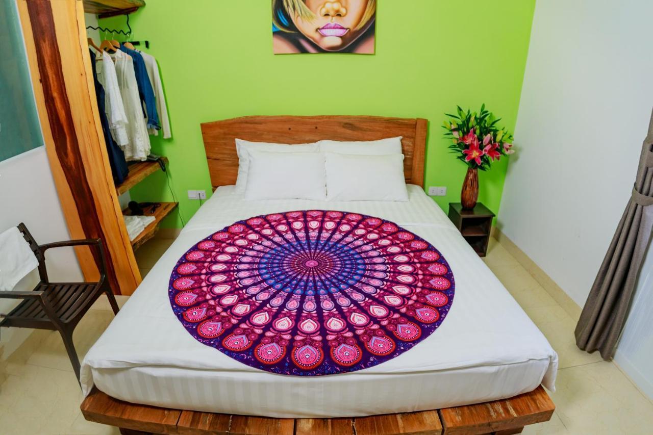 Boutique Hotel La Villa Nha Trang Quarto foto